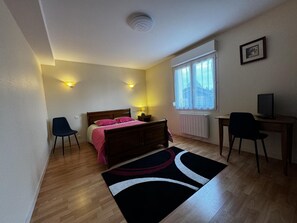 3 bedrooms, Internet, bed sheets