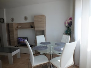 Dining - Renovated apartment near the beach with terrace for 4 people in Roses (Roses)