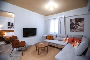 Apartment, Smoking