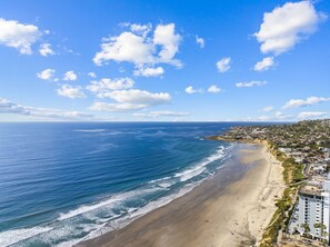 Beach nearby - Newly Renovated Pacific Beach Home | Private Yard, AC & Walk to Beach! (San Diego)