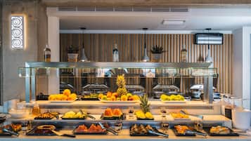 Gratis frukostbuffé varje dag