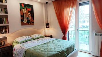 1 bedroom, free WiFi, bed sheets