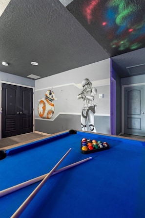 Games room - The Fantasy 8BR Villa at Windsor Westside/Pool/Spa (Kissimmee)