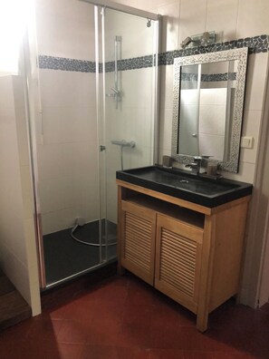 Dusche, Haartrockner