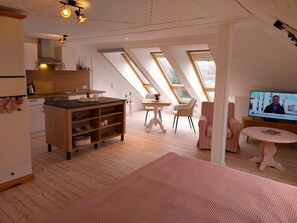 1 bedroom, iron/ironing board, travel crib, free WiFi - Vacation apartment "Still Hörn 3" in Greetsiel (approx. 35 sqm / 2 persons) (Krummhörn)