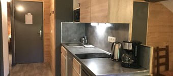 6-person apartment in Le Lays, 10-minute walk from Les Carroz resort center