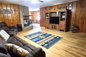 TV, stereo