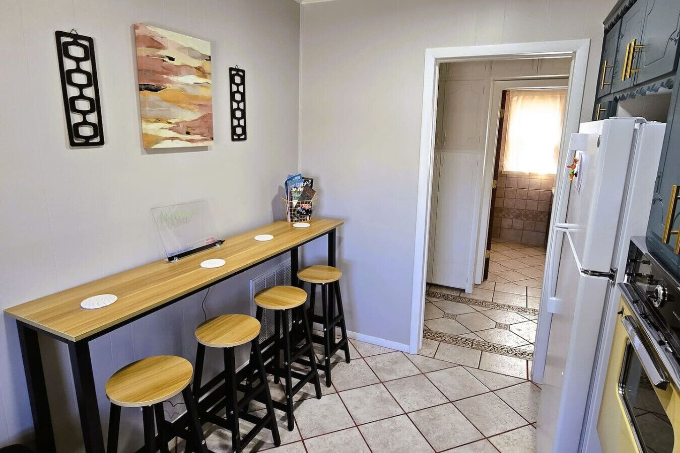 冰箱、微波炉、烤箱、炉灶