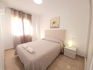 2 bedrooms, WiFi, bed sheets