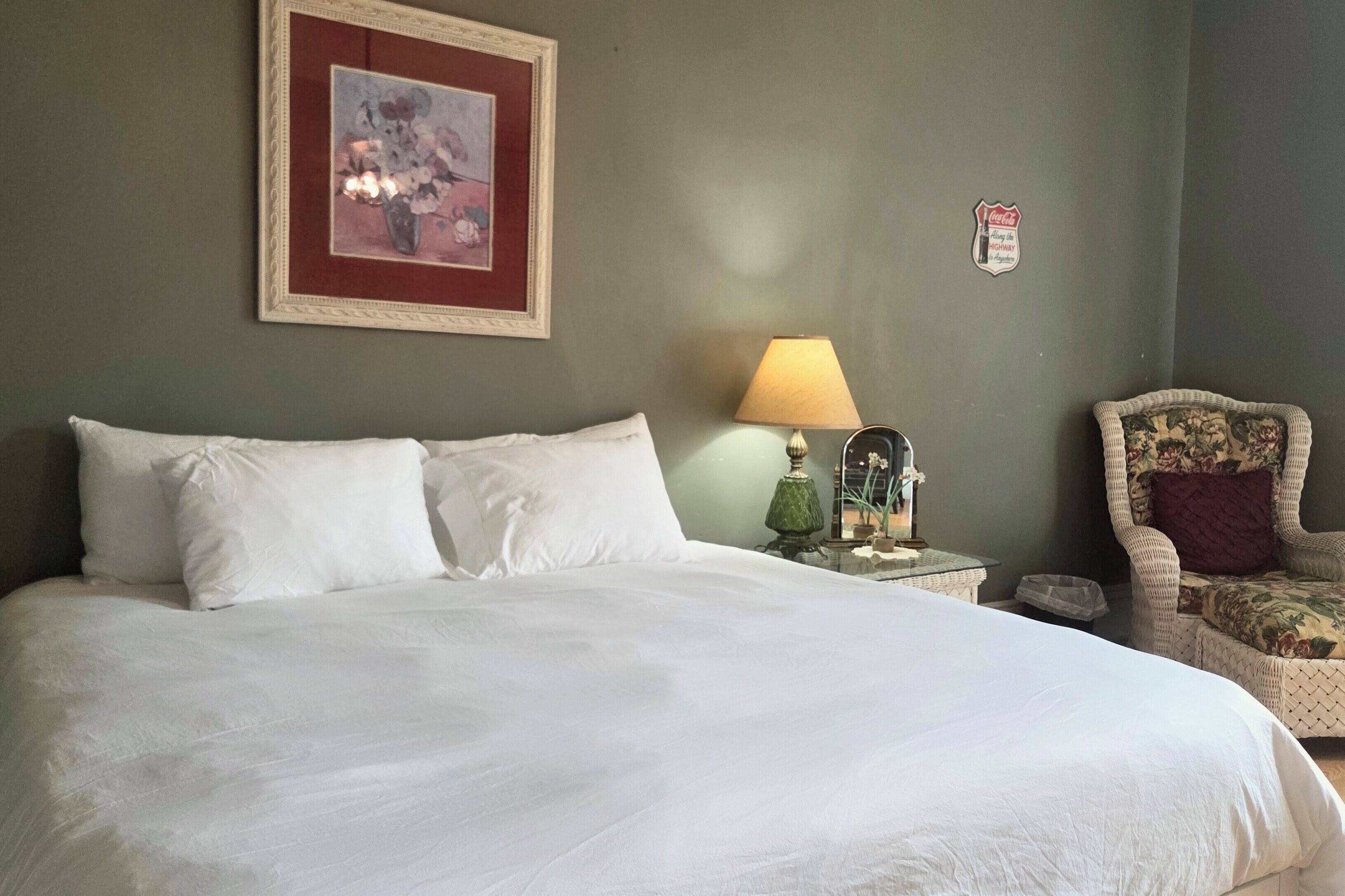 1 habitación, tabla de planchar con plancha, wifi gratis y ropa de cama 