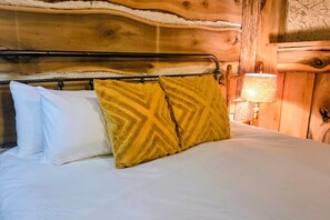 1 dormitorio, tabla de planchar con plancha, cuna de viaje y wifi gratis