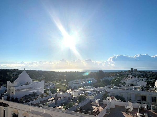 푸에르토 바누스에서 10분 거리의 럭셔리 타운하우스, 바다 전망 - Puerto Banús