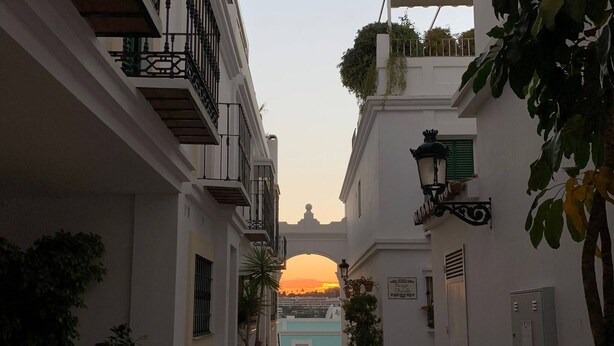 Unclassified image, 1 of 27, button - Luxury Townhouse Sea Views 10 Min From Puerto Banús (Marbella)