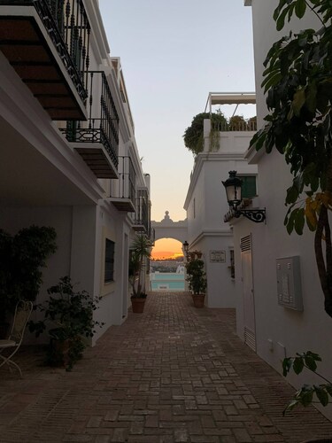 Luxury Townhouse Sea Views 10 Min From Puerto Banús