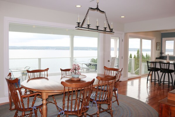 Dining - CHQ Lake House Unit A (Chautauqua)