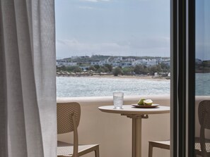 1 bedroom, in-room safe, iron/ironing board, free WiFi