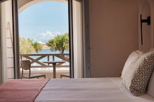 Caja de seguridad en la habitación y sistema de insonorización