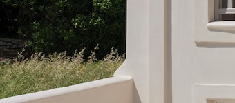 Salt Suites Paros