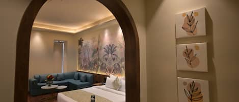 Rom – premium, ikke-røyk, byutsikt | Skrivebord, skrivebord for bærbar PC og strykejern/-brett