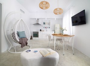 Televisión de pantalla plana de 43 pulgadas con canales por cable