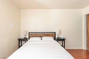 2 chambres, bureau, lit parapluie, Wi-Fi gratuit