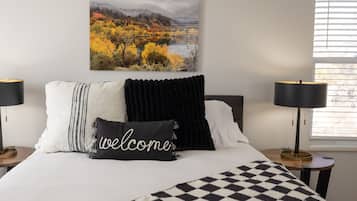 3 Schlafzimmer, Schreibtisch, Bügeleisen/Bügelbrett, kostenloses WLAN