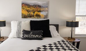 3 Schlafzimmer, Schreibtisch, Bügeleisen/Bügelbrett, kostenloses WLAN