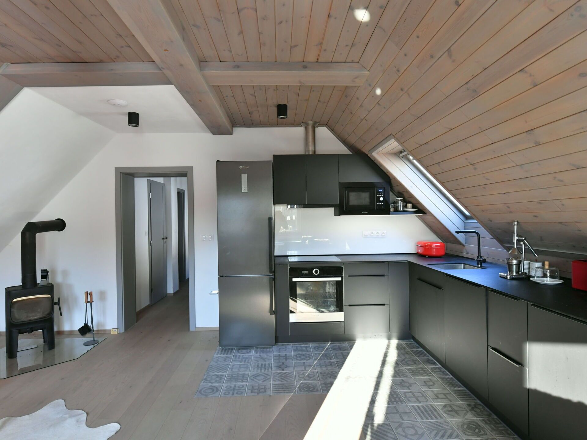 微波爐、焗爐、洗碗機