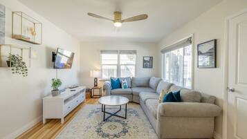 Smart TV, books, offices, computer monitors