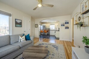 Smart TV, books, offices, computer monitors