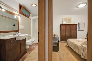 Appartamento familiare, camere multiple, lato montagna (Nel Cuore Di Tenno) | 1 camera, lenzuola