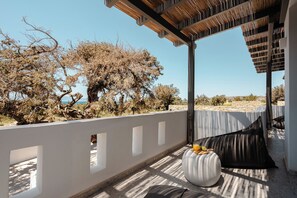 In-room safe, blackout curtains, iron/ironing board, free WiFi - Ammolofos (Naxos)