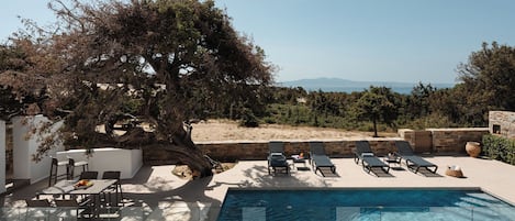 Seasonal outdoor pool