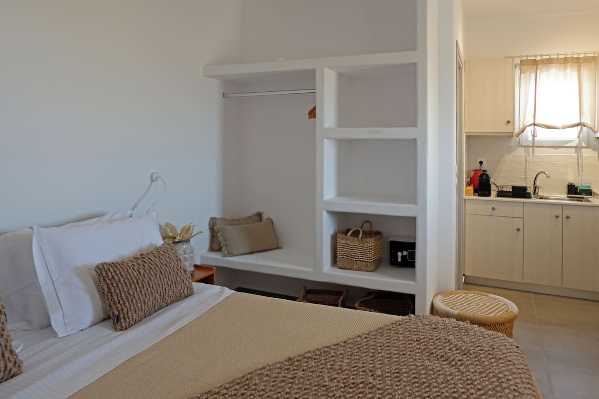 Deluxe Double Room, Garden View