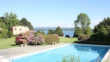 Udendørs pool