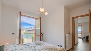 Apartment | 2 bedrooms - Julia s House With Lakeview (Toscolano Maderno)