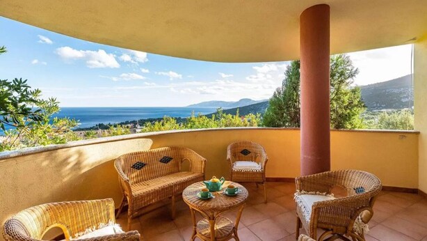 Villa | 4 bedrooms - Villa Olivia in Cala Gonone (Dorgali)