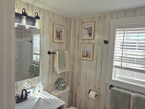 Bathroom - Redbud Tiny Home Resort (Big Cabin)
