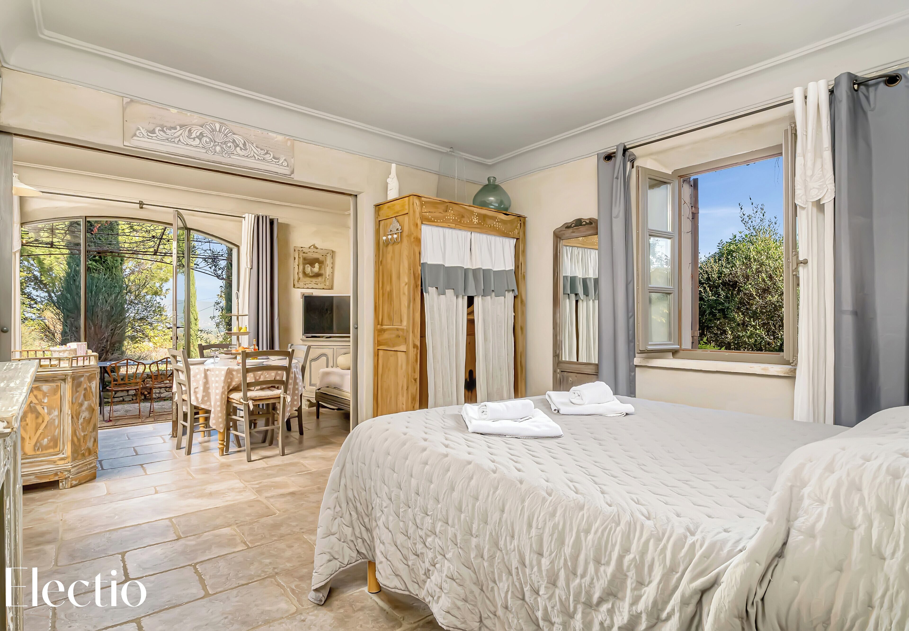 1 chambre, fer et planche à repasser, lit parapluie, Wi-Fi