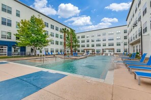 BBQ/picnic area - Tx Home Group- San Antonio (San Antonio)