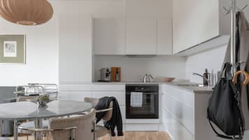 Design Apartment, 1 Bedroom | In-room dining