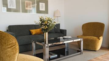 Design Apartment, 2 Bedrooms | Living area