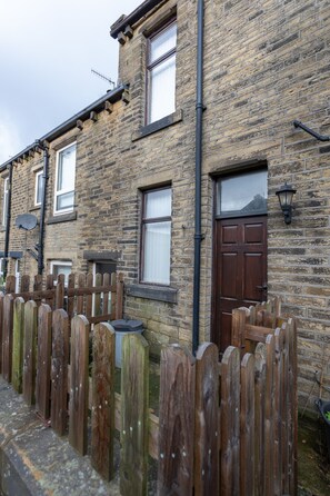 House | Exterior - Haworth Village House - Sleeps 6, Parking & Pets! (Keighley)
