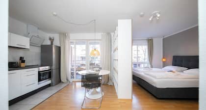 Favorite Stays - Neuss Furth