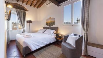 Comfort Apartment | Iron/ironing board