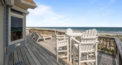Coastal Dharma #188 - Newly Updated Luxurious Oceanfront Retreat, EV Charger