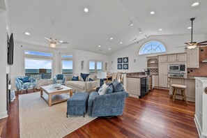 Smart TV, ping pong, books, offices - Coastal Dharma #188 - Newly Updated Luxurious Oceanfront Retreat, EV Charger (Topsail Beach)