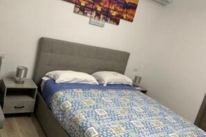 1 غرفة نوم وواي فاي وملاءات أسرّة