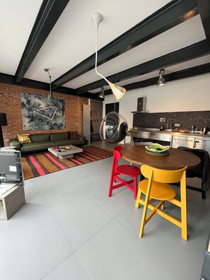 Interior - Design Loft Apartment located in the soho of Istanbul. (Istanbul)