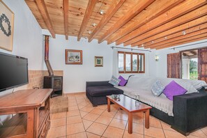 Fernseher, Tischtennisplatte